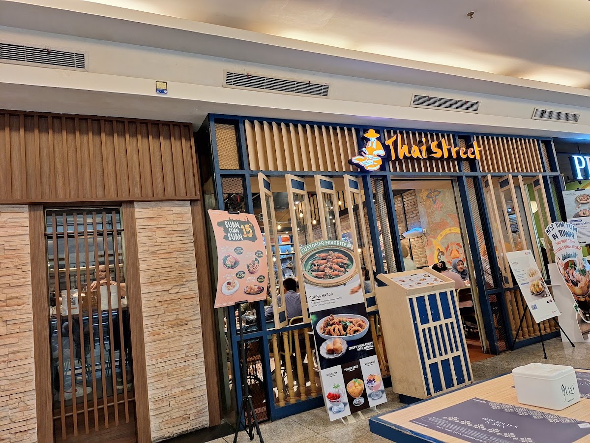 Thai Street Citywalk Sudirman