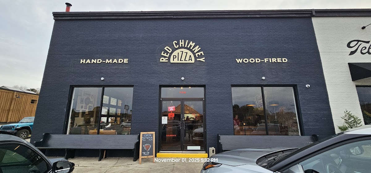 Red Chimney Pizza