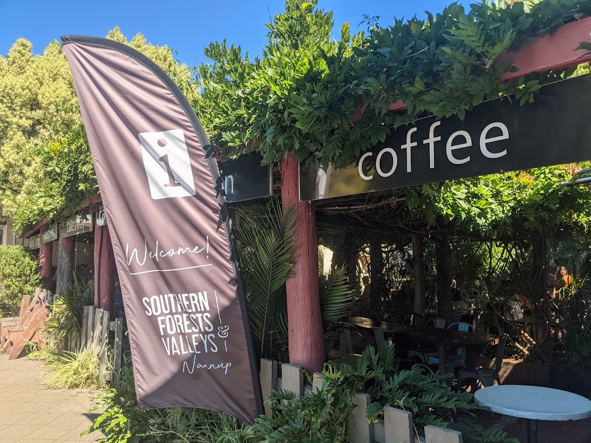 Blackwood Cafe and Tourist Information