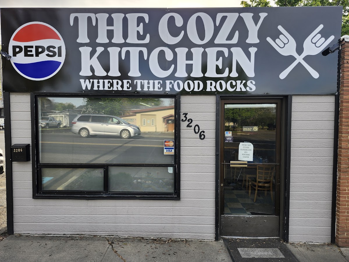The Cozy Kitchen