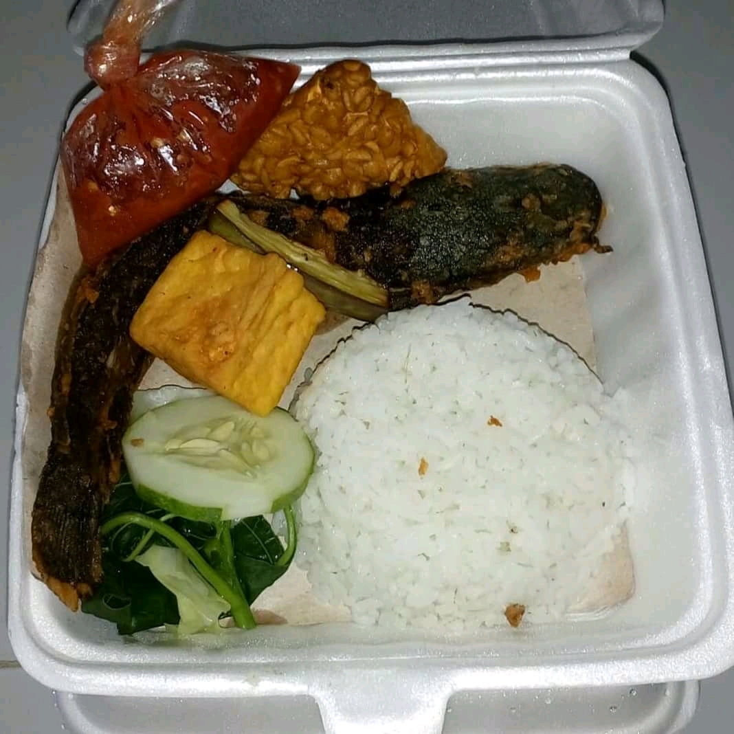 JR Nasi Tempong 'Banyuwangi'