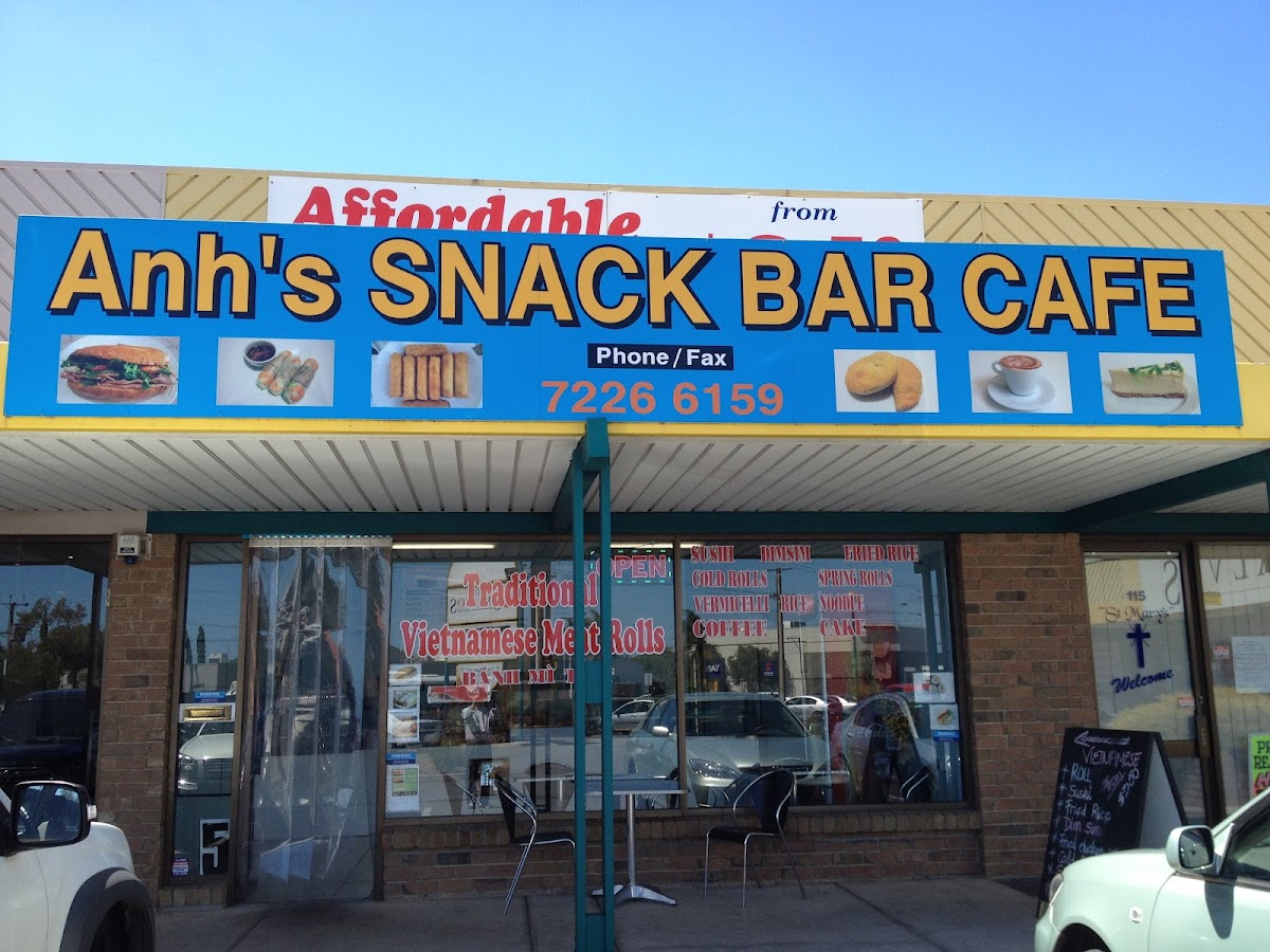 Anh's Snack Bar Cafe