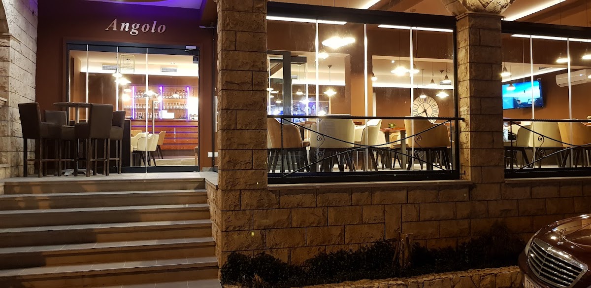 Angolo