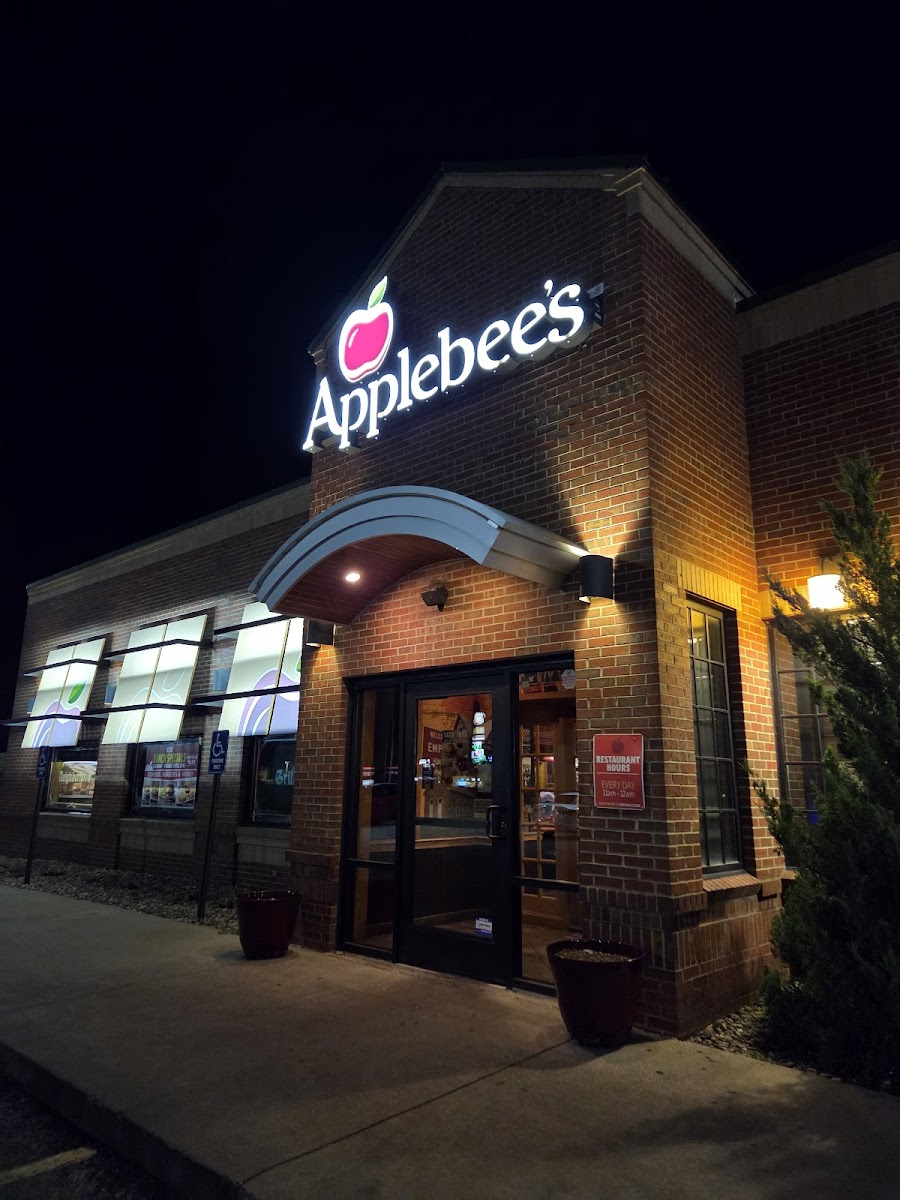 Applebee's Grill + Bar
