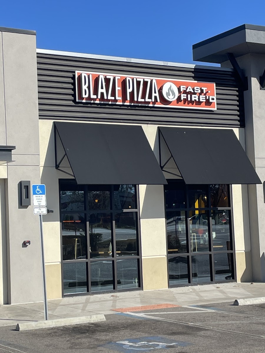 Blaze Pizza