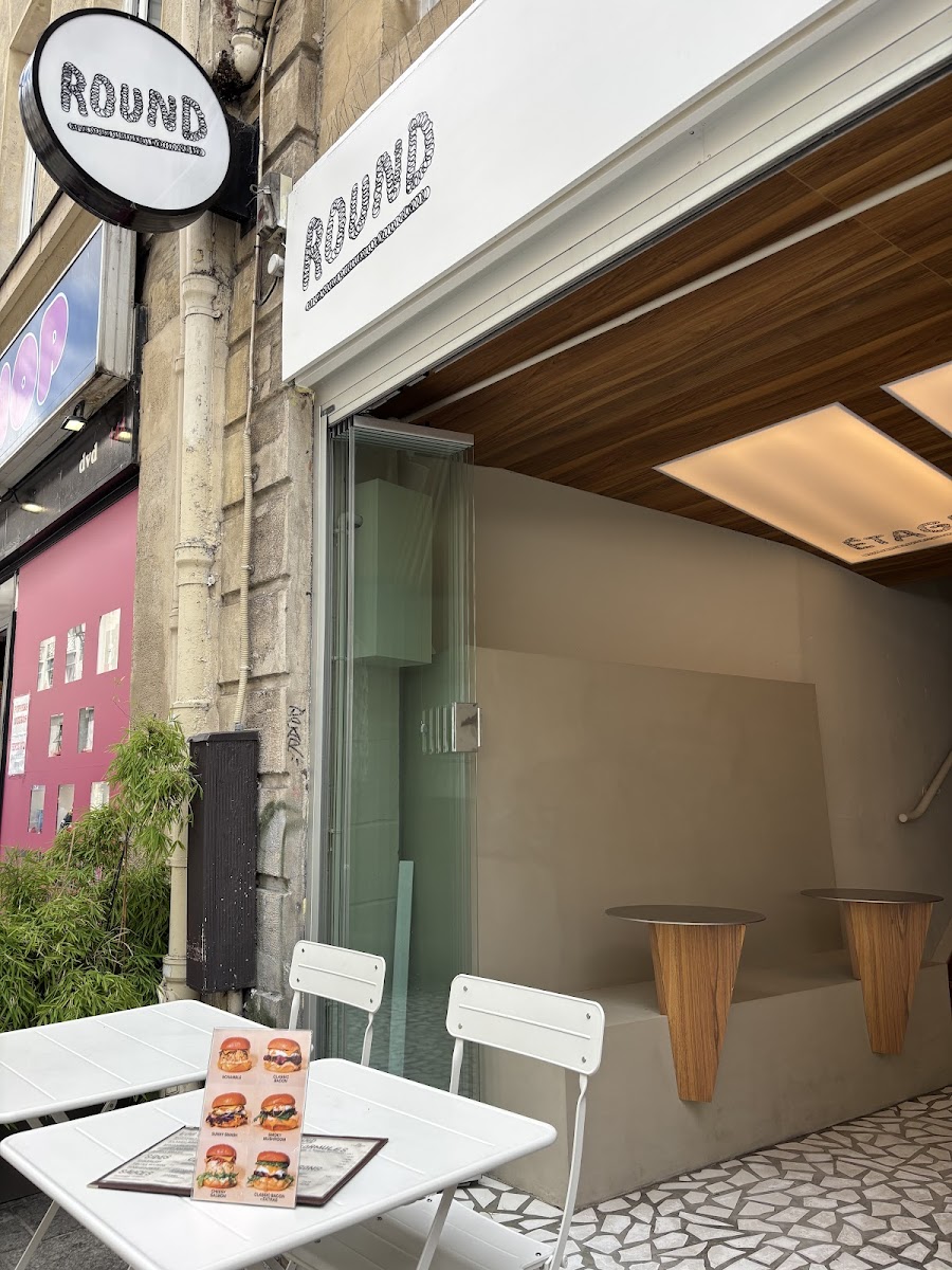 ROUND Egg Buns PARIS 02