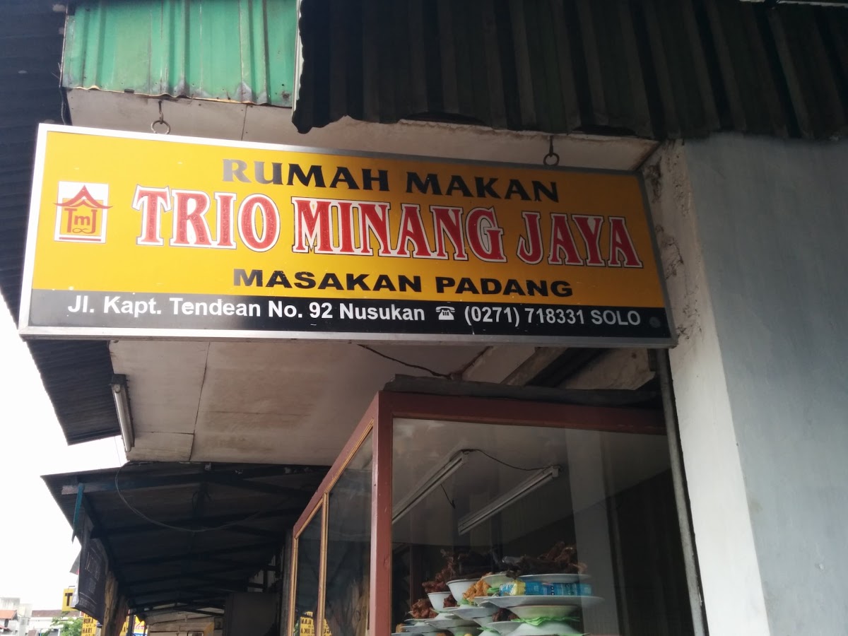 Rumah Makan Trio Minang Jaya