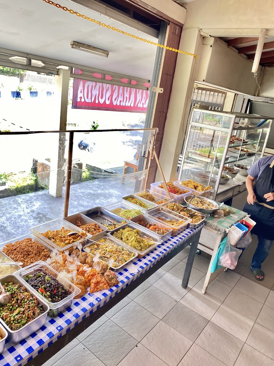 Warung Nasi Teh Tiwi