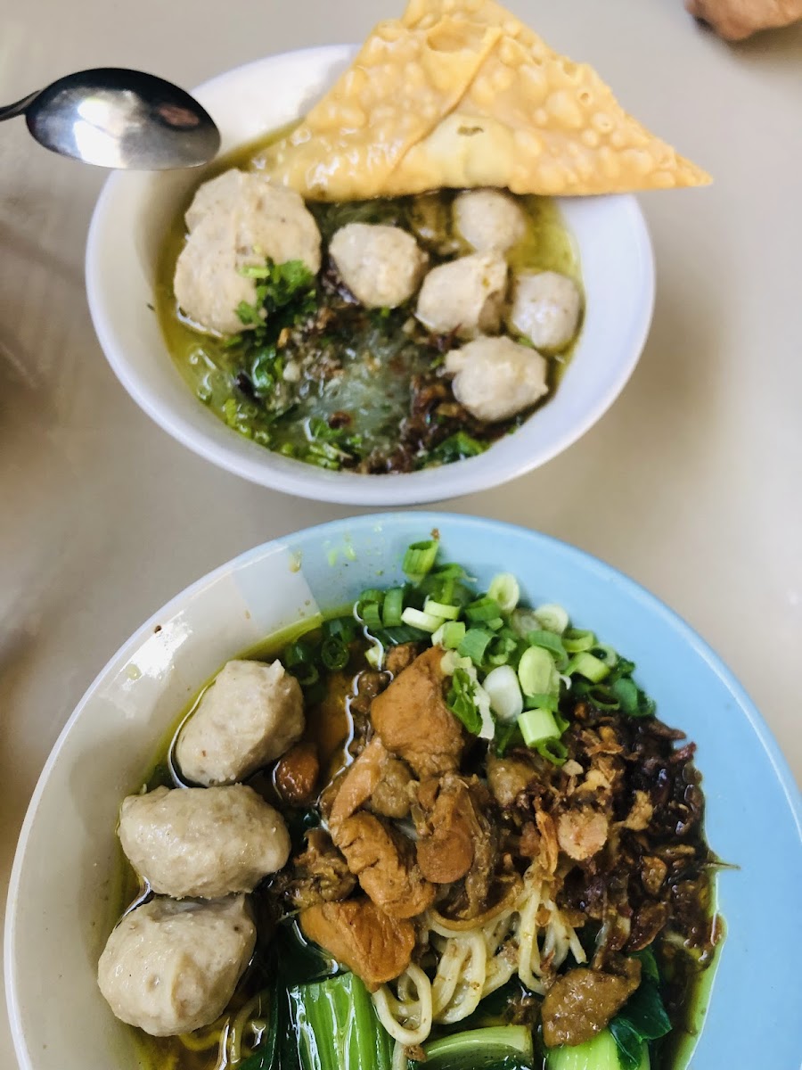 Bakso Latanza Colotan