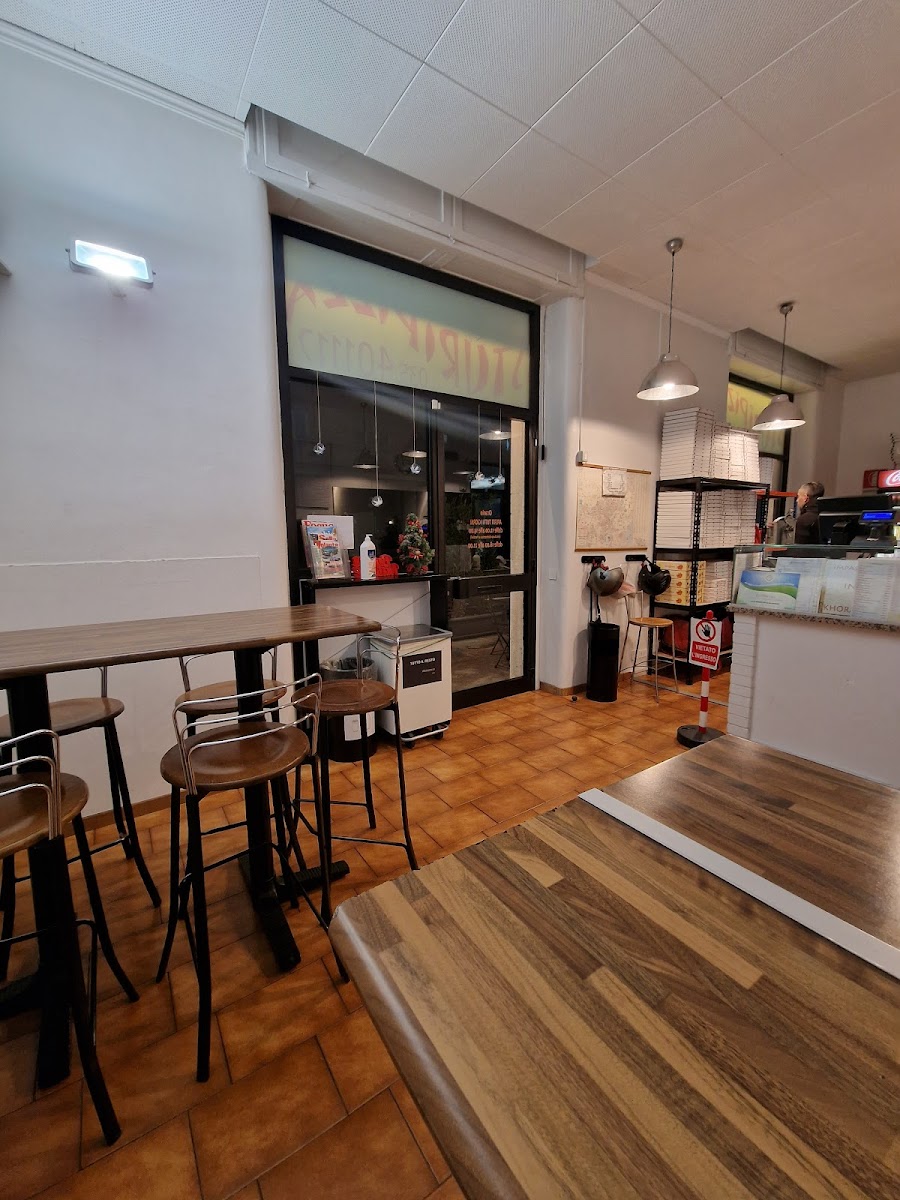 Sturipizza via Moroni