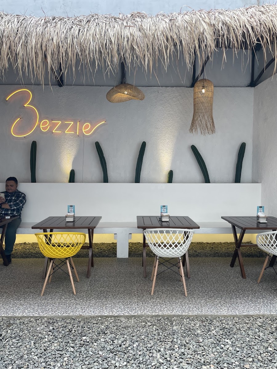 BEZZIE COFFEE & EATERY