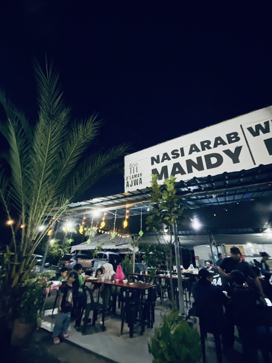 D' Laman Ajwa Nasi Mekah