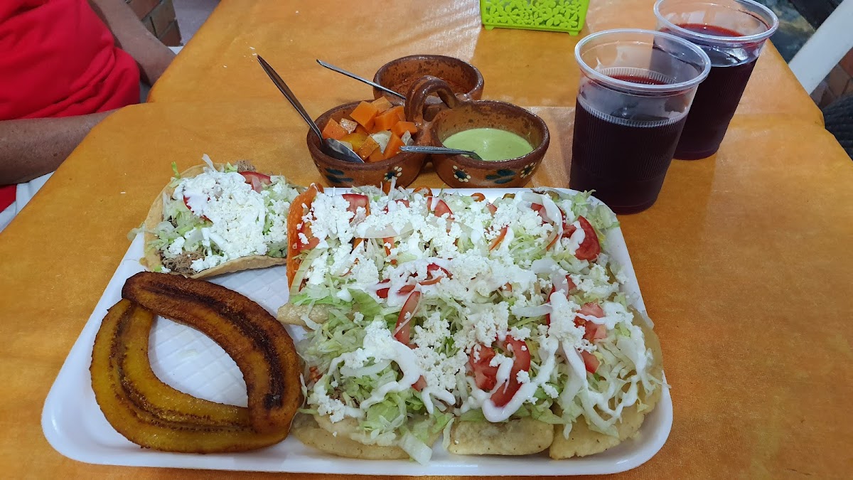 Antojitos Mexicanos JYM
