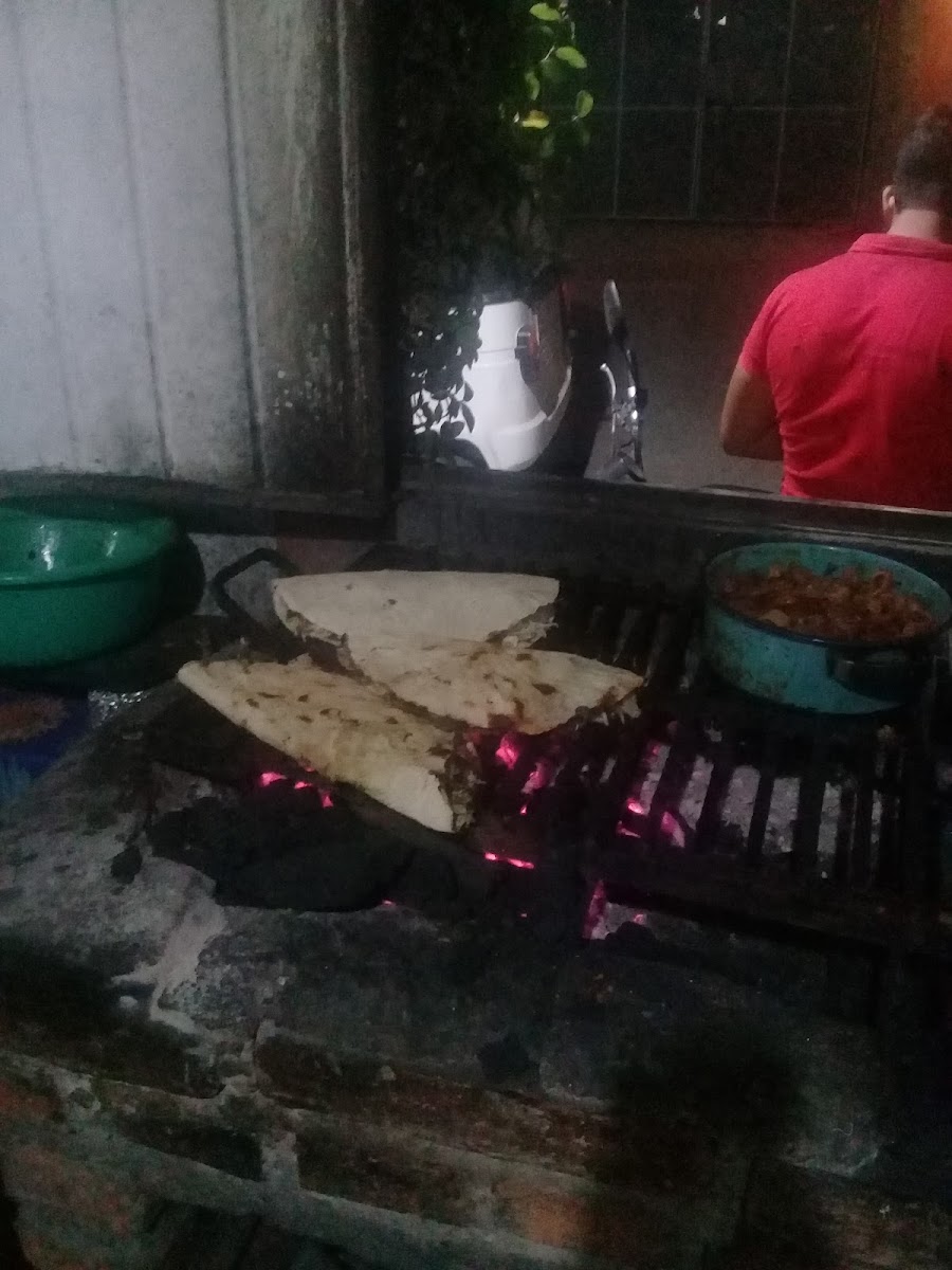 El Sabor De Mi Tierra