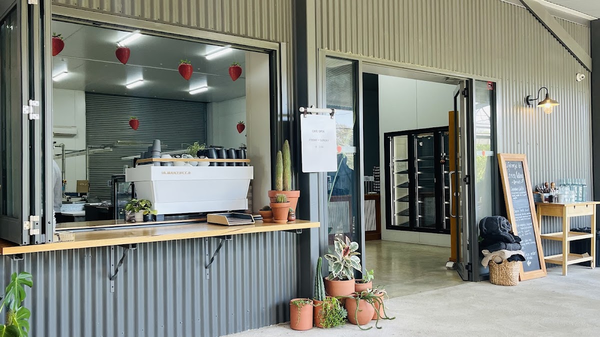 Green Valley Strawberries Cafe