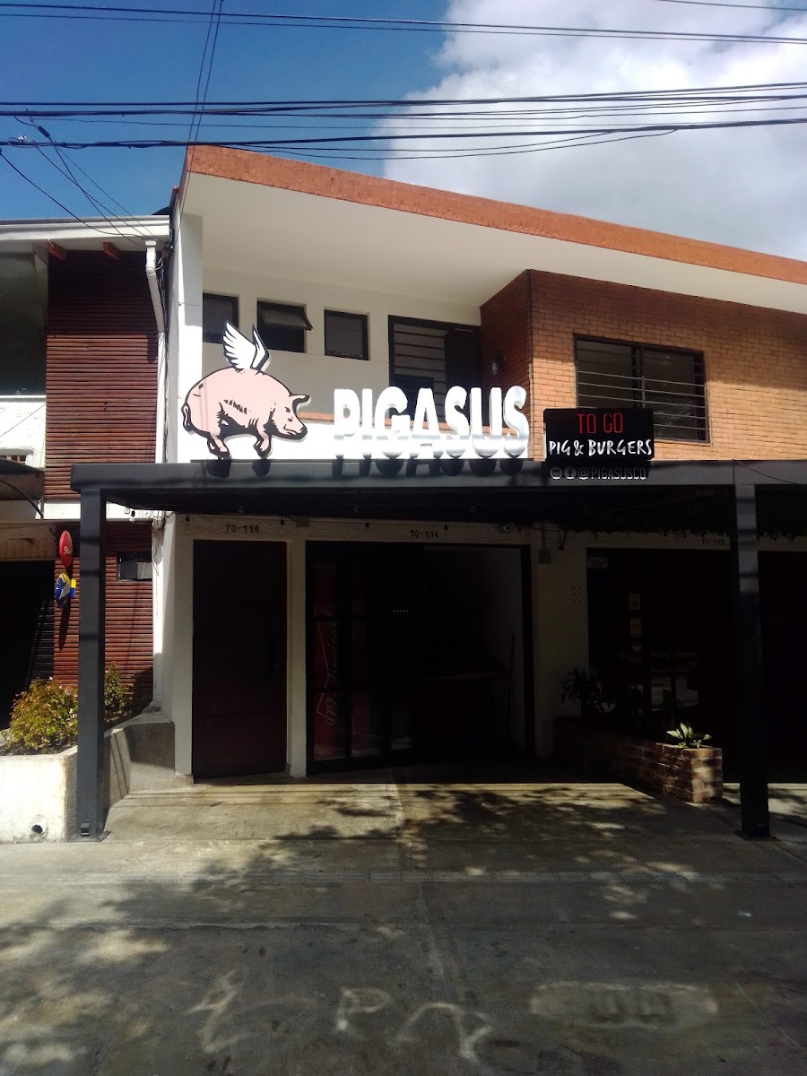 Pigasus pig & Burgers laureles