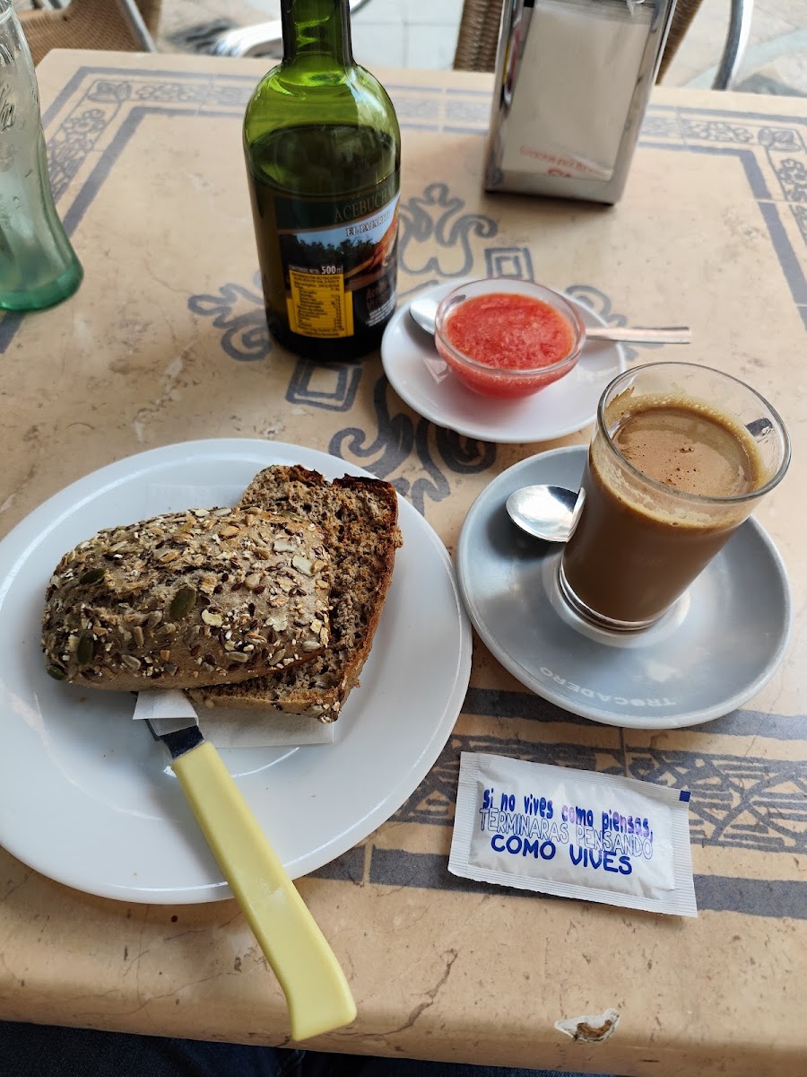 Doña Blanca Cafe-bar