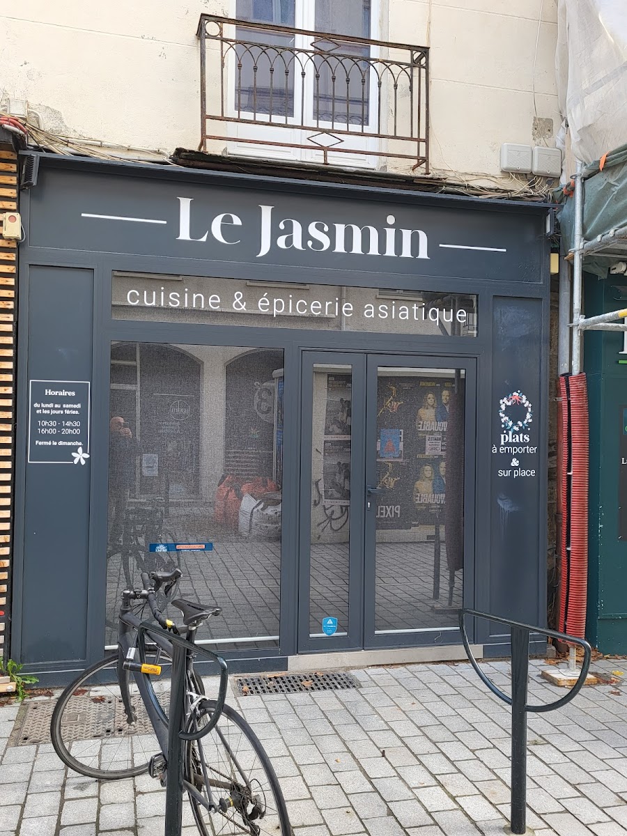Le Jasmin