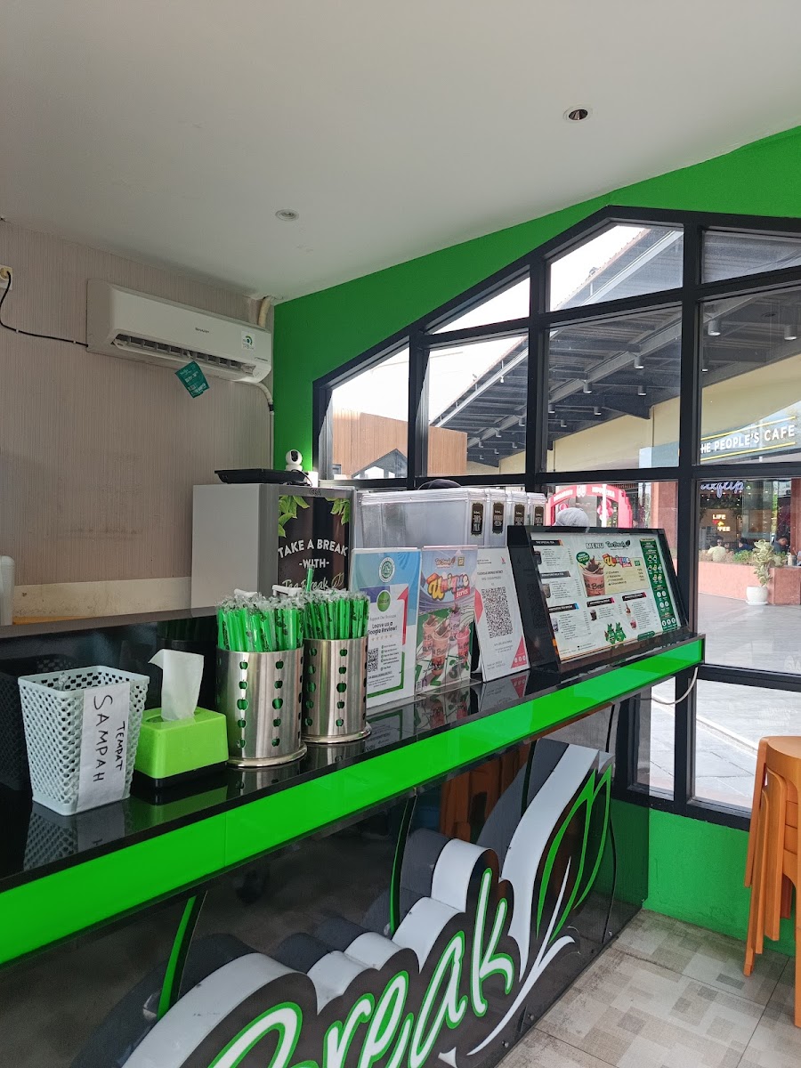 Tea Break Unimas Distrik