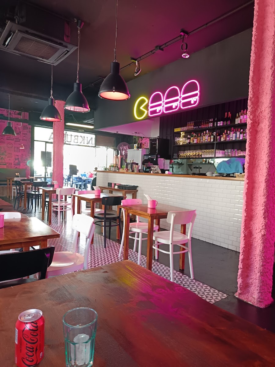 PINK BUDA BURGER | Castelldefels