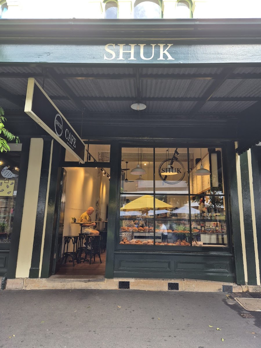 Shuk The Rocks