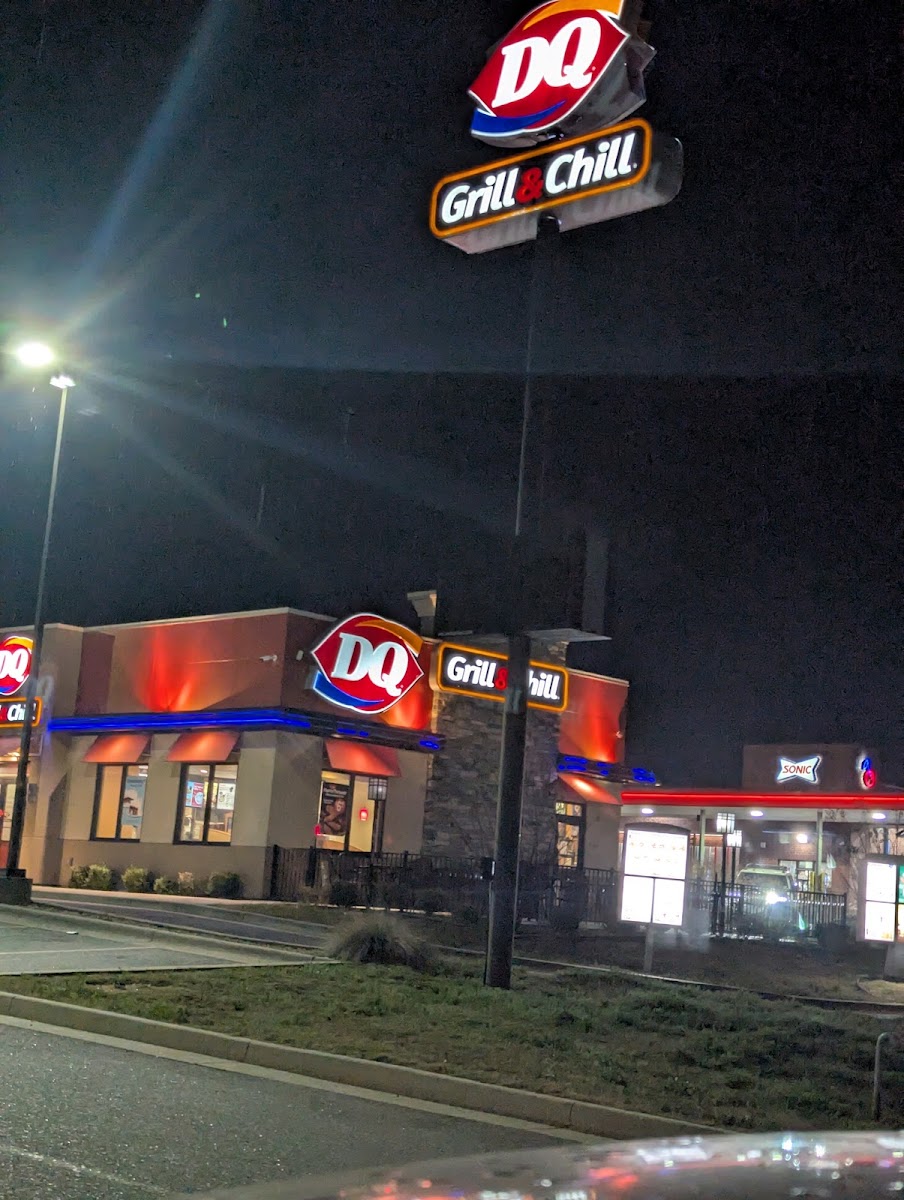 Dairy Queen Grill & Chill