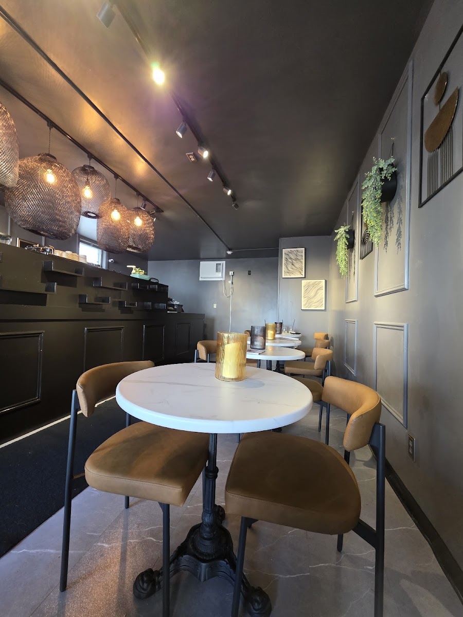 Gallery 6