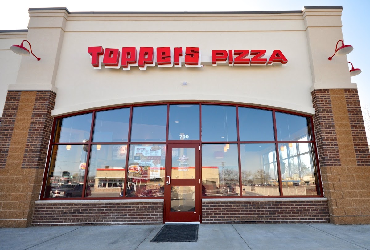 Toppers Pizza