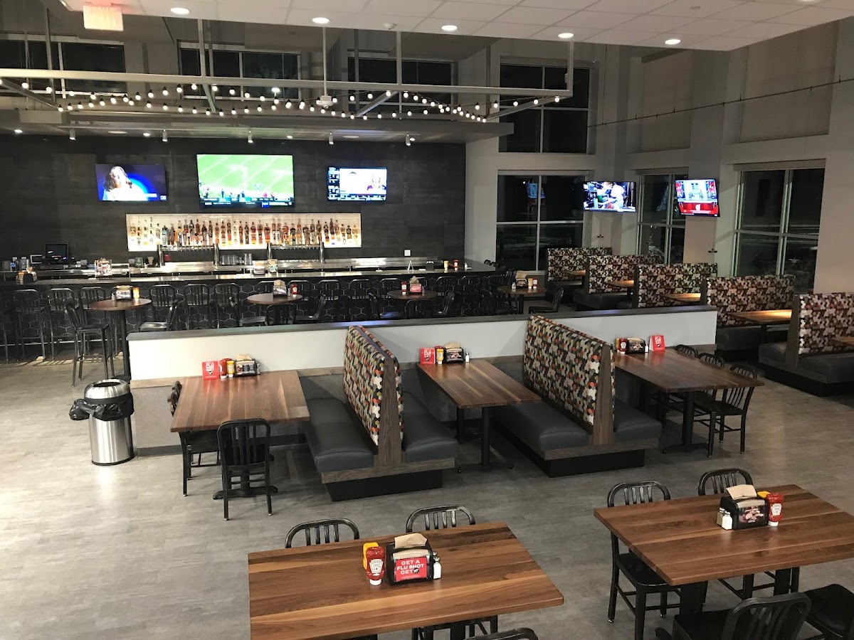 Hy-Vee Market Grille