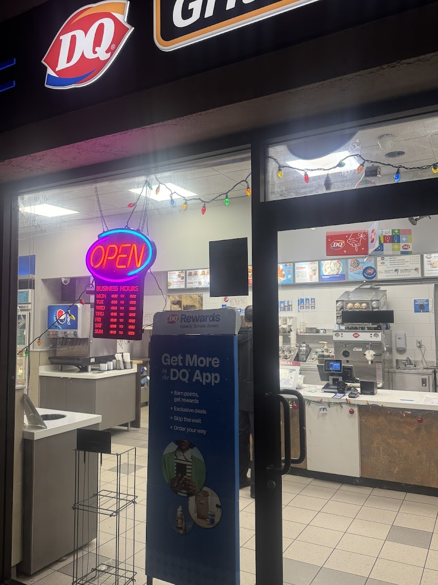 Dairy Queen Grill & Chill