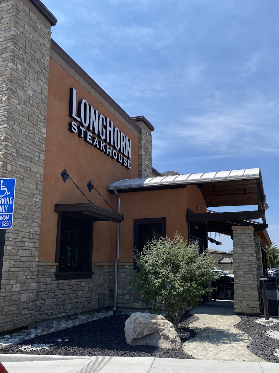 LongHorn Steakhouse