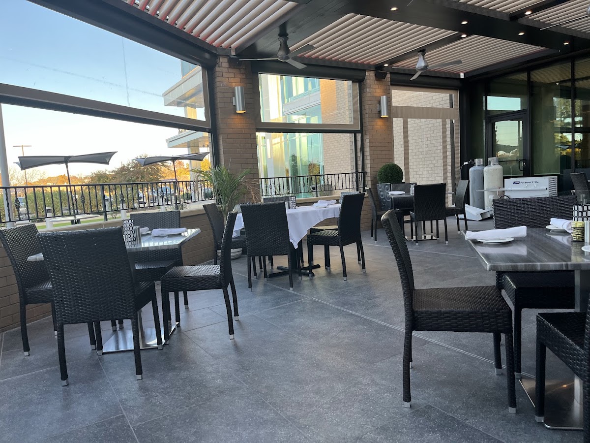 Liberatore's Ristorante & Catering