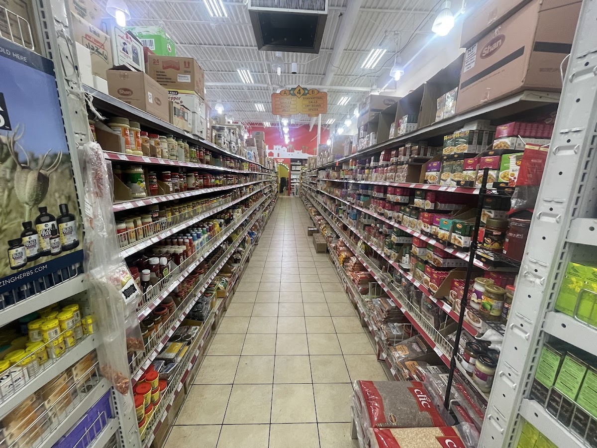 Al Madina Halal Market & Restaurant