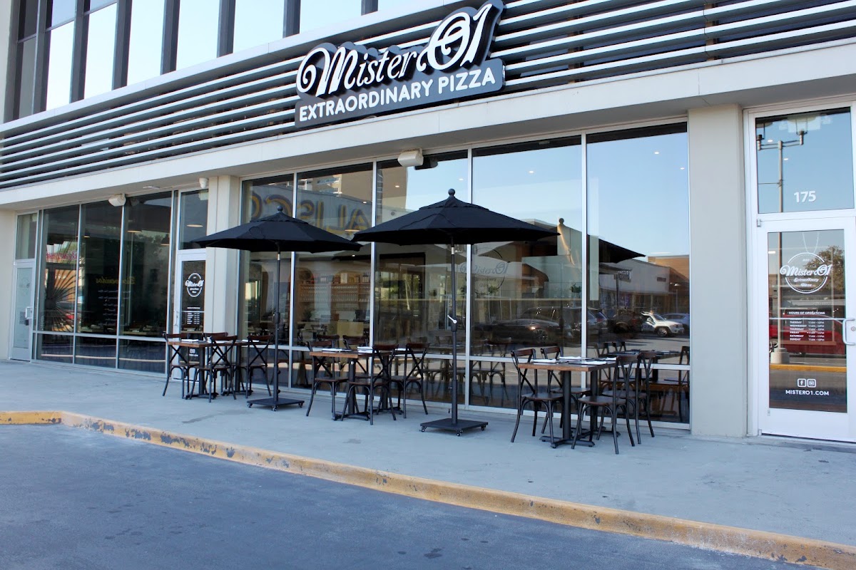 Mister O1 Extraordinary Pizza Turtle Creek
