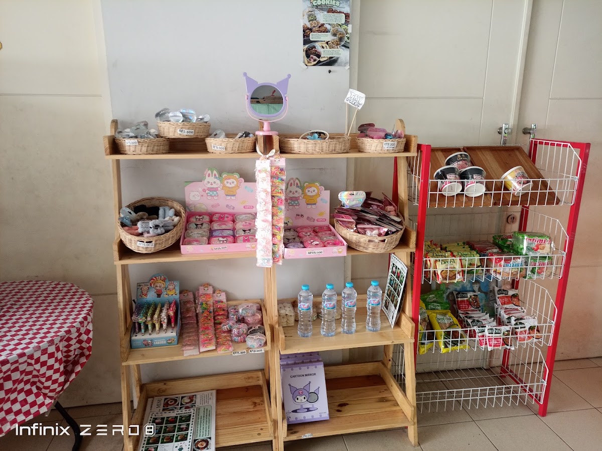 V House - Warung Makan Vegetarian