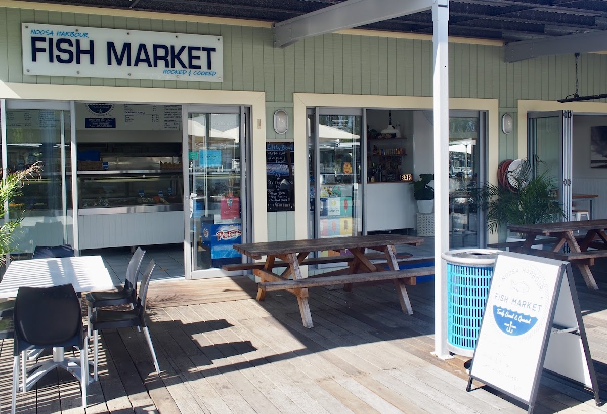 Noosa Harbour Fish Market