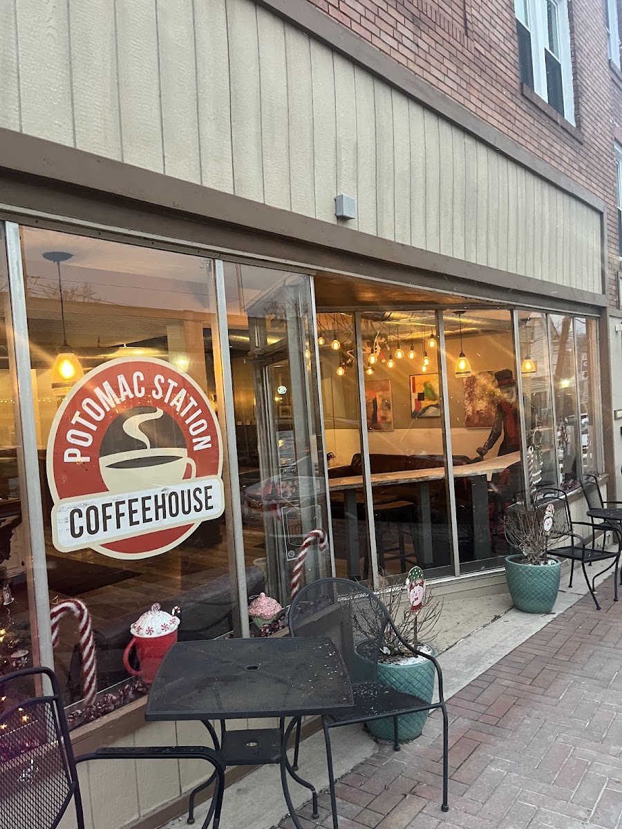 Potomac Station Coffeehouse