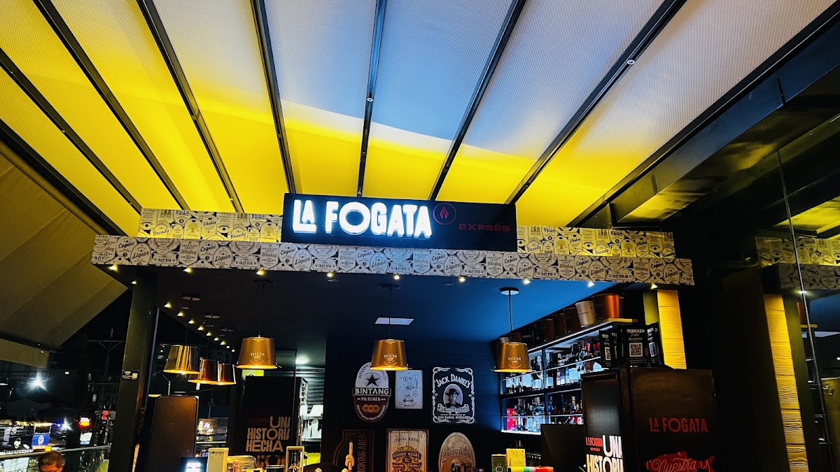 La Fogata Expres Terraza Portal del Quindio.