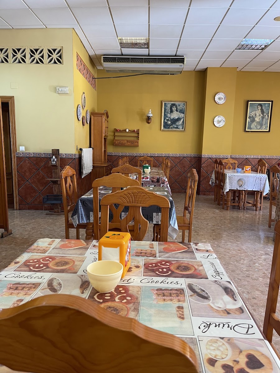 Bar Desayunos Los Romanes