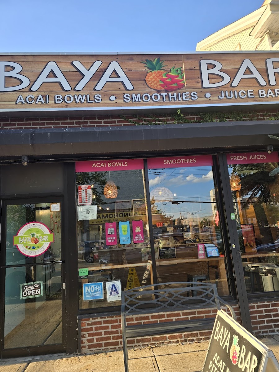Baya Bar - Acai & Smoothie Shop