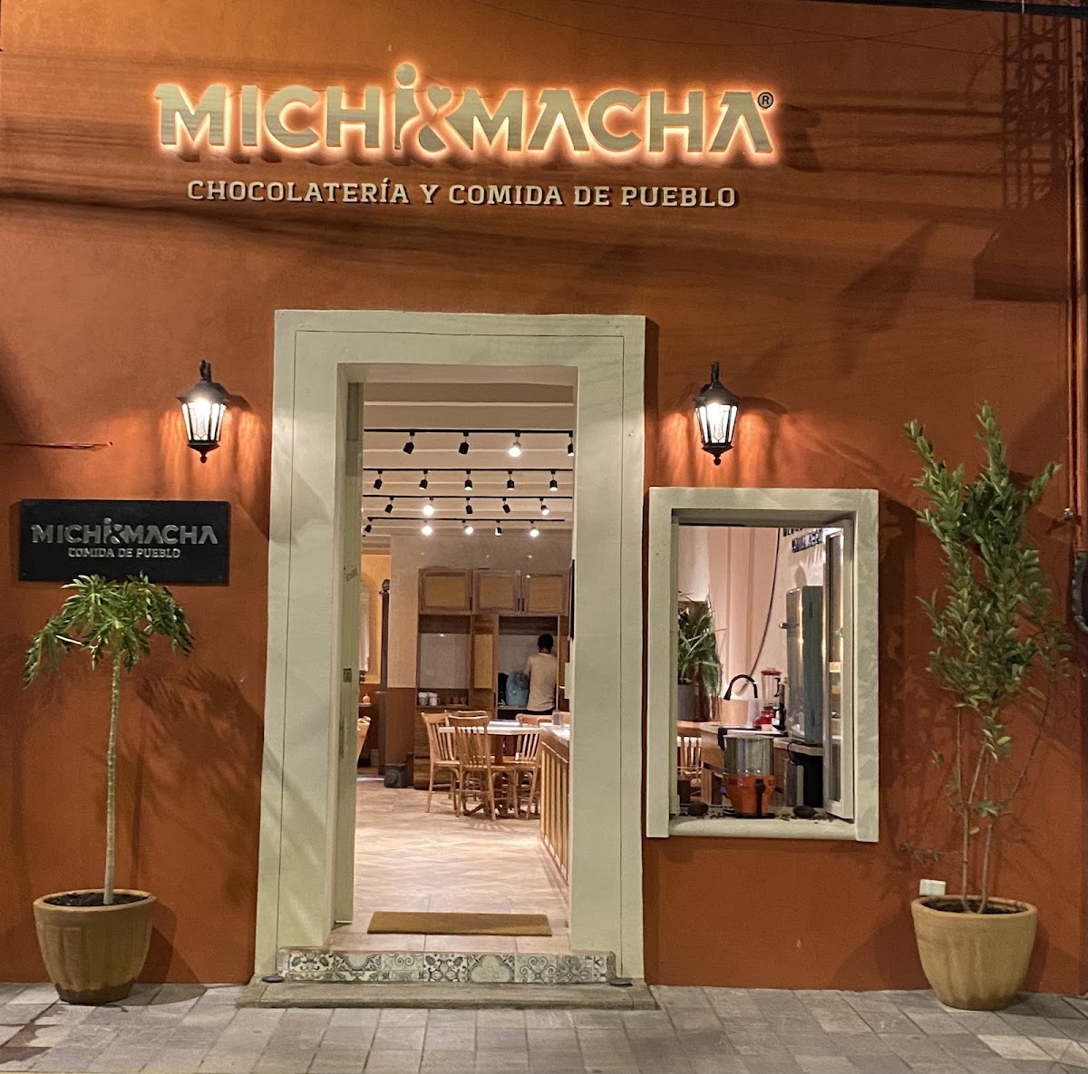 MICHI&MACHA Chocolatería y Comida de Pueblo