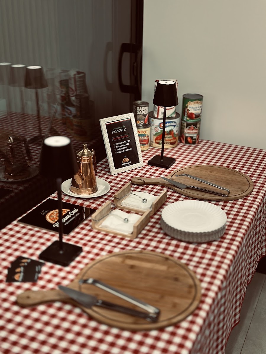 Vá Bene Cosí | Verace Pizza Napoletana | Pizza a Domicílio