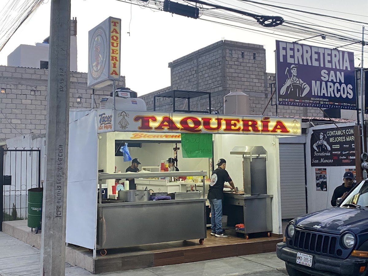 Taquería Los Paisas