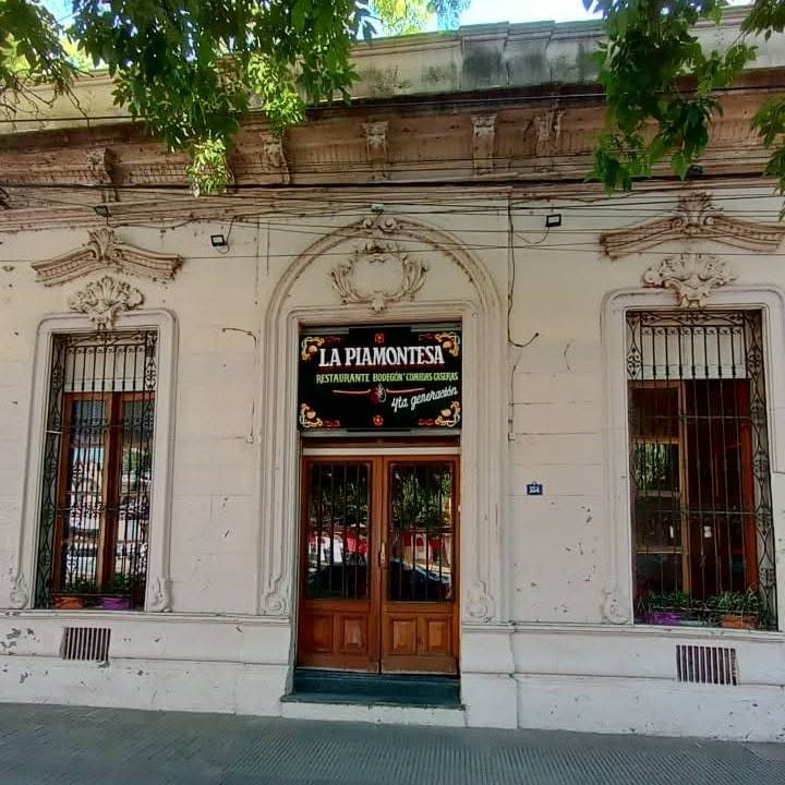 LA PIAMONTESA restaurante bodegon