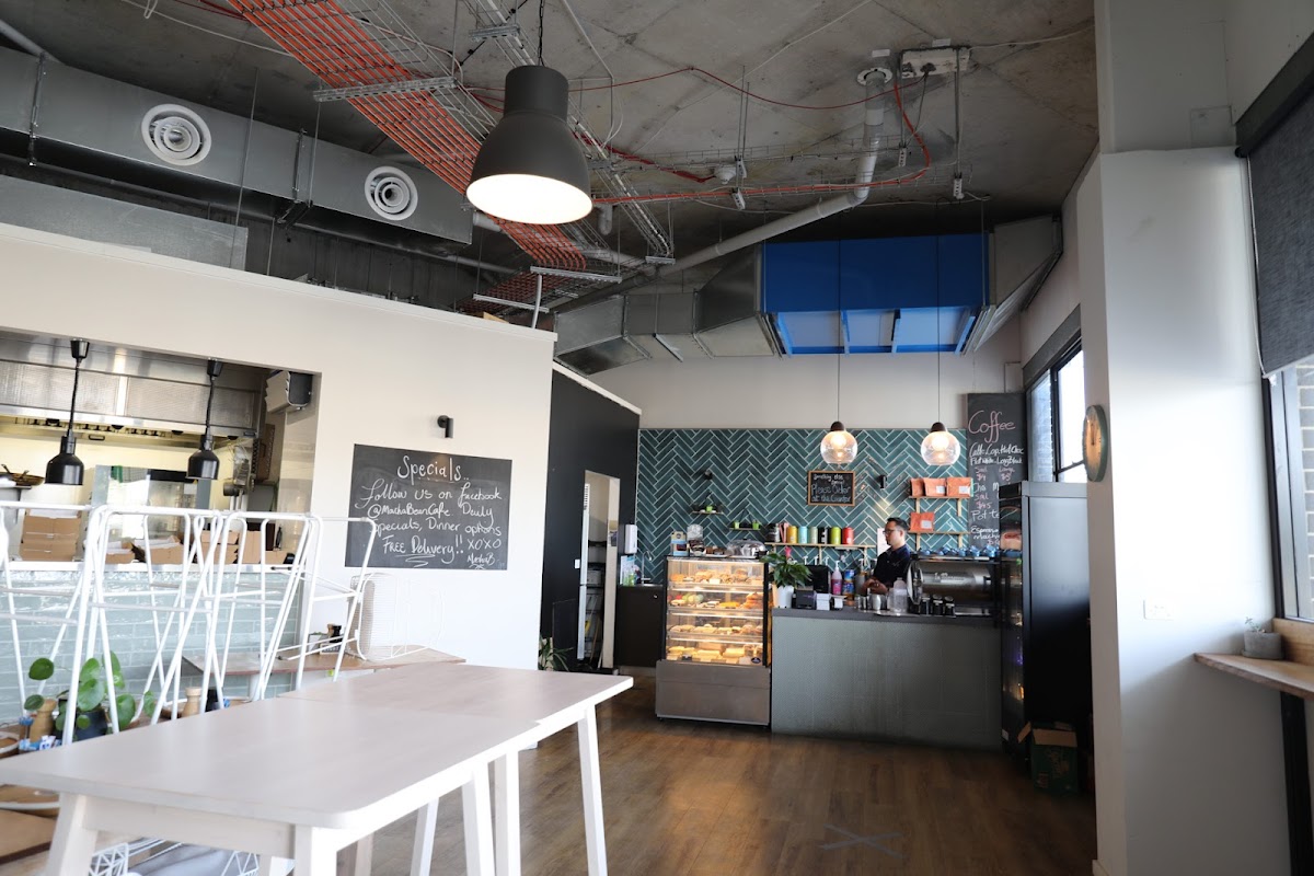 Moker Bean Cafe
