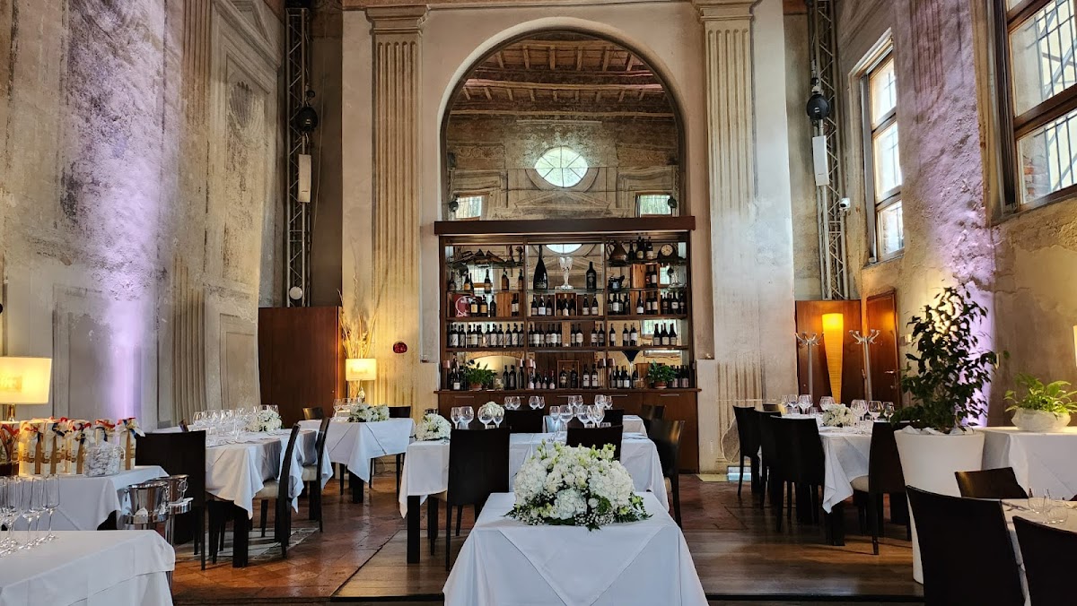 Gallery 4