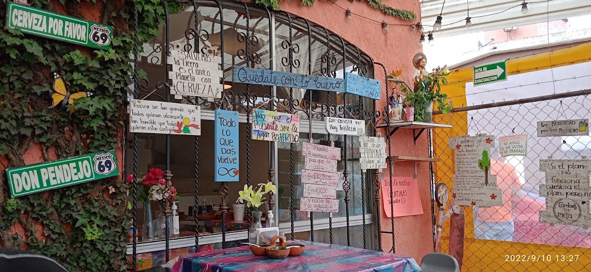 Las 3 de Jalisco Birrieria