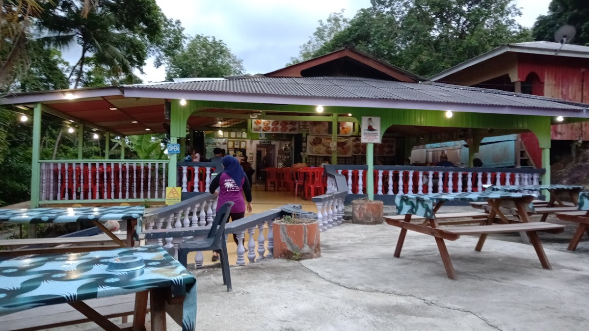 Aima Grill Fish Restaurant