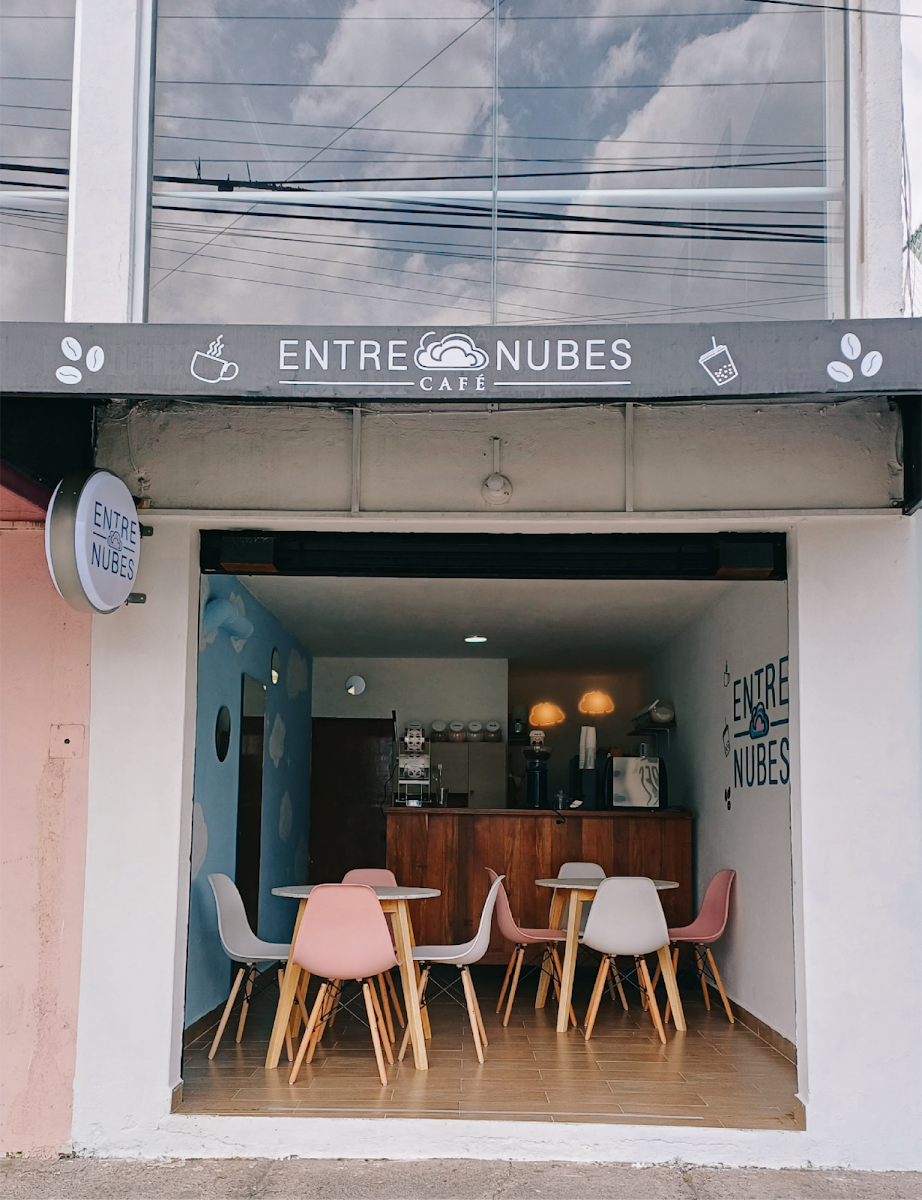 Entre Nubes Café