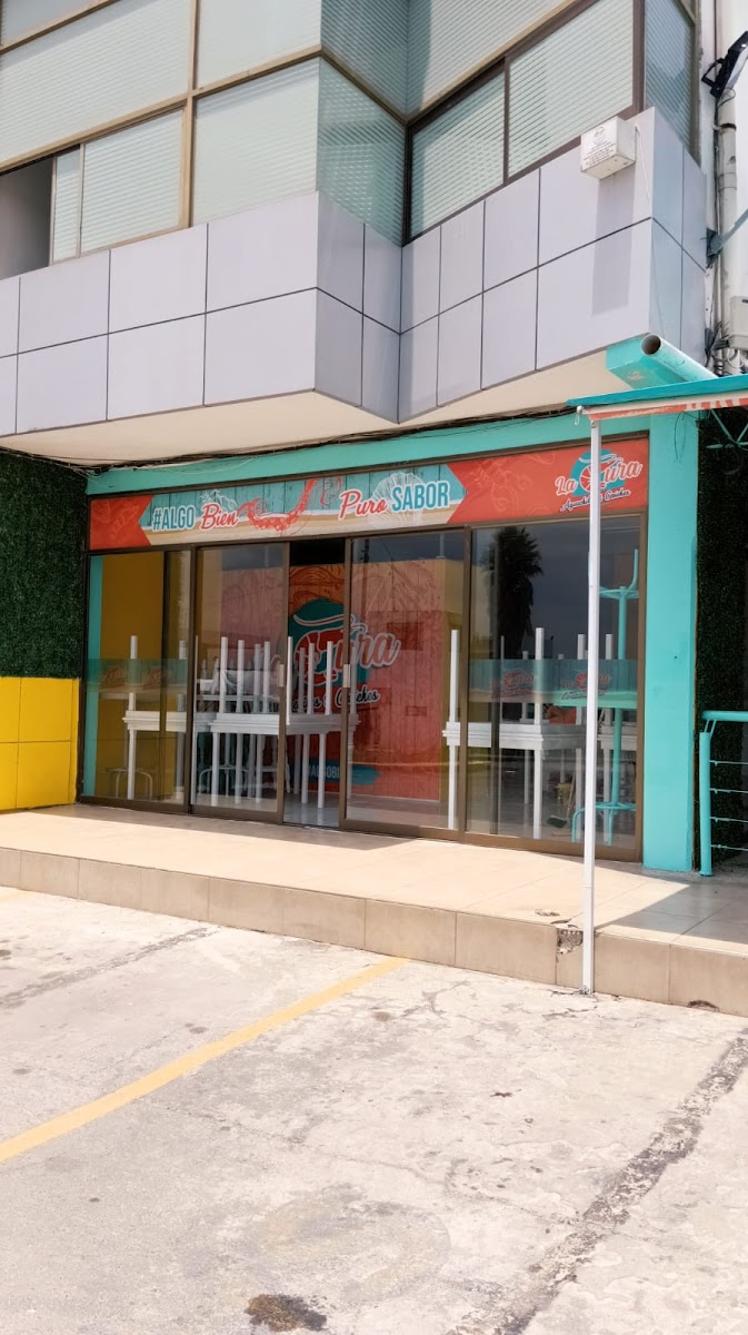 La Cura Aguachiles y Ceviches